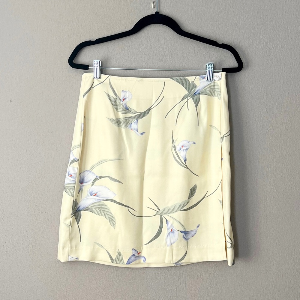 Tommy Bahama yellow silk floral wrap skirt